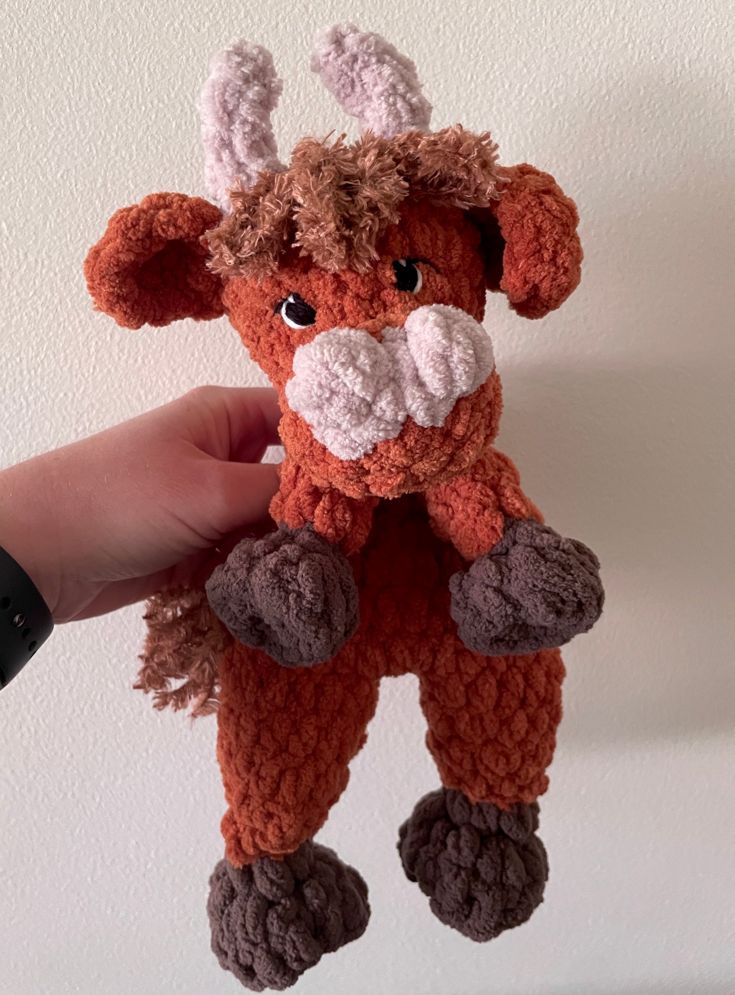 Highland Cow Snuggler