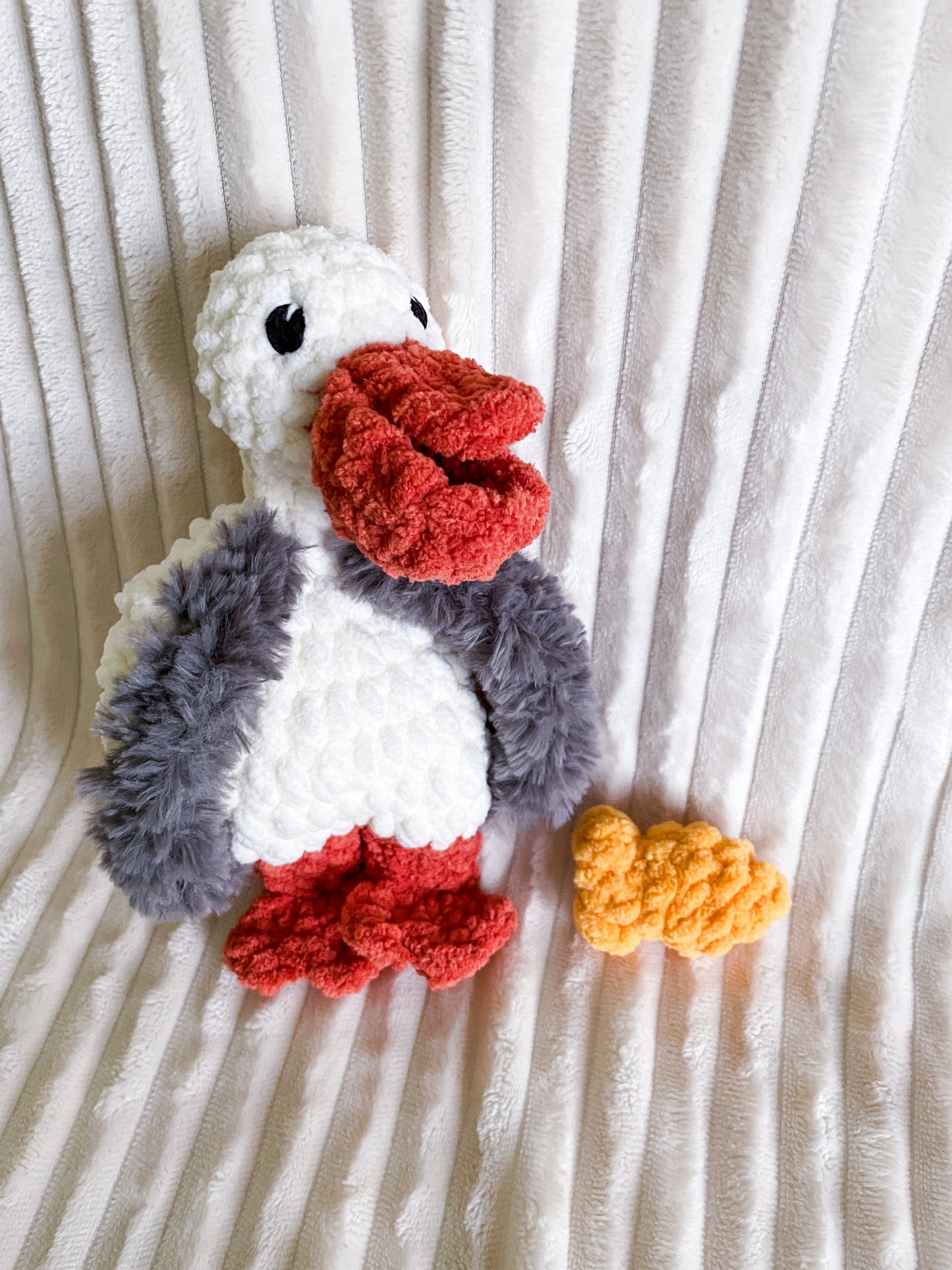 Pelican & Mini Goldfish