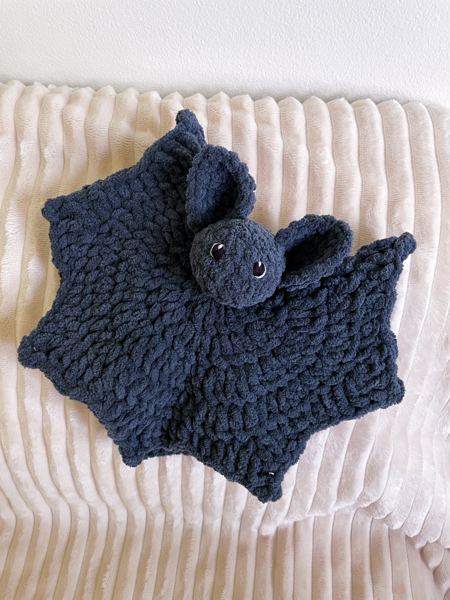 Bat Lovey