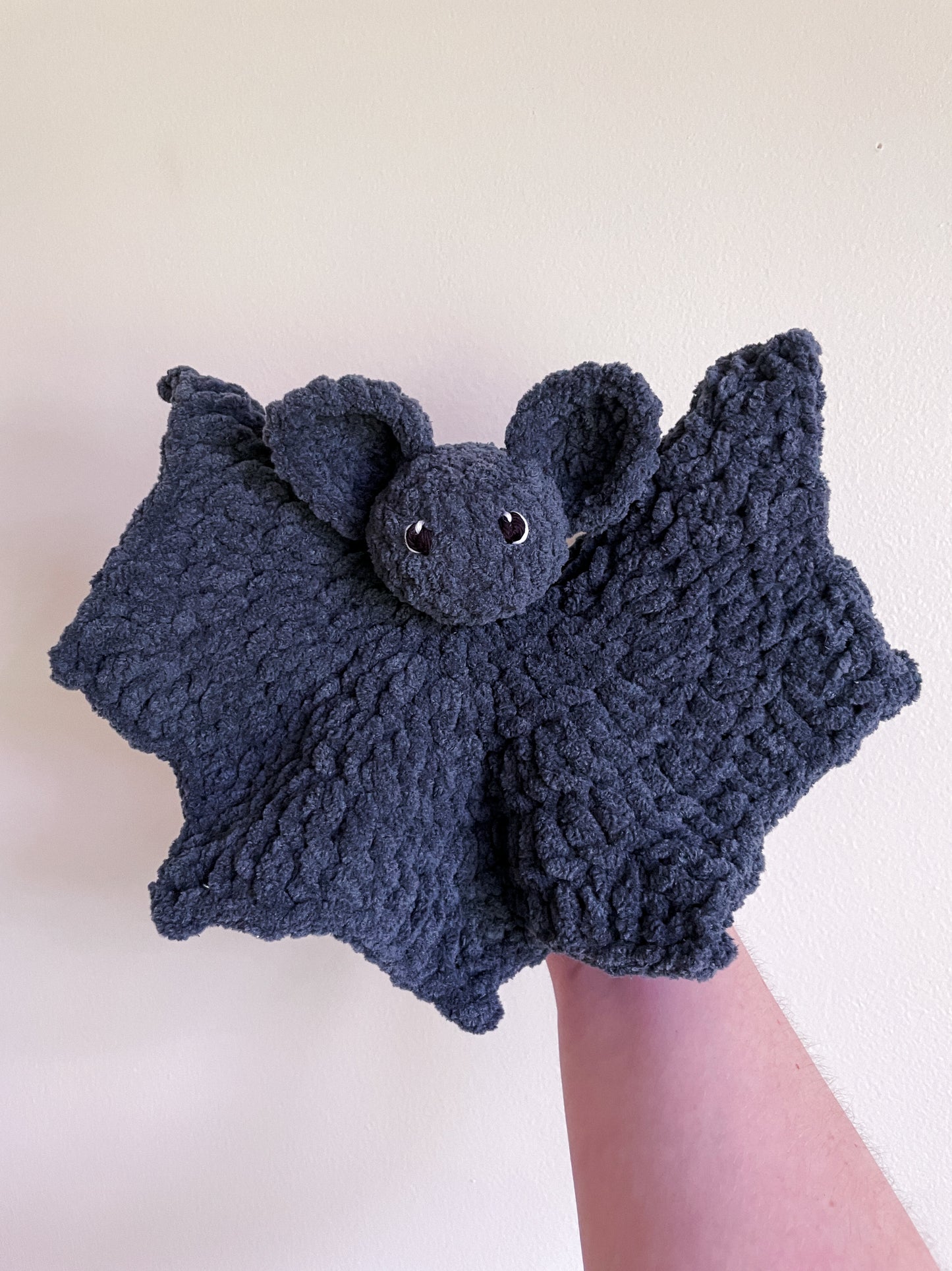 Bat Lovey