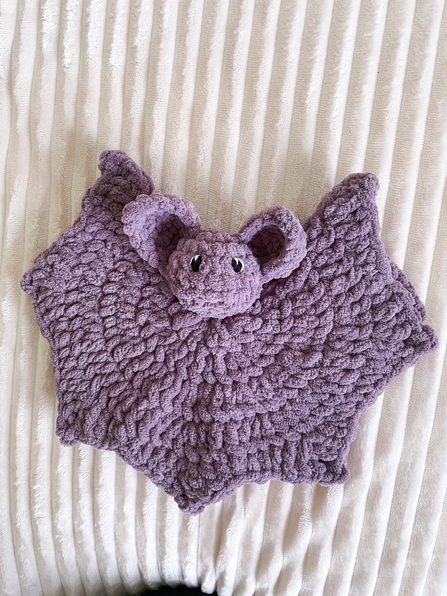 Bat Lovey