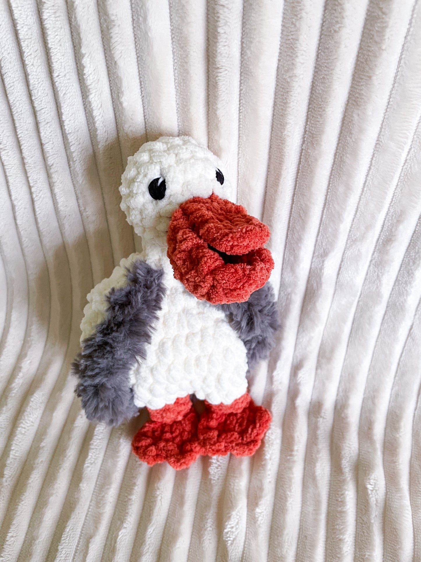 Pelican & Mini Goldfish