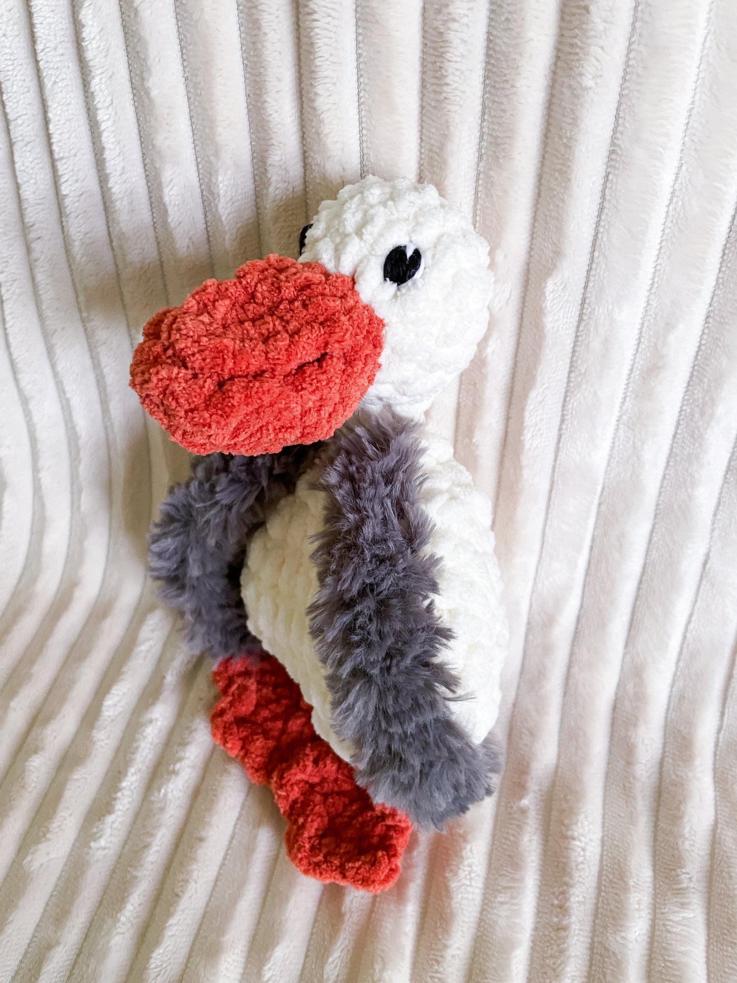 Pelican & Mini Goldfish