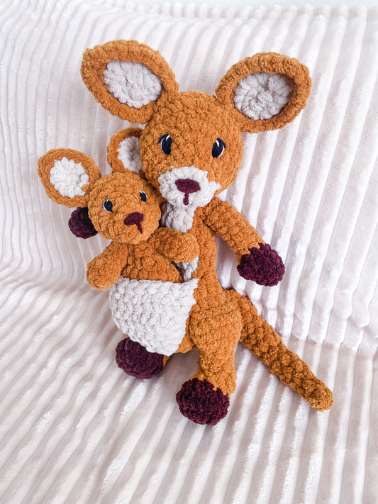 Kangaroo Mama & Joey